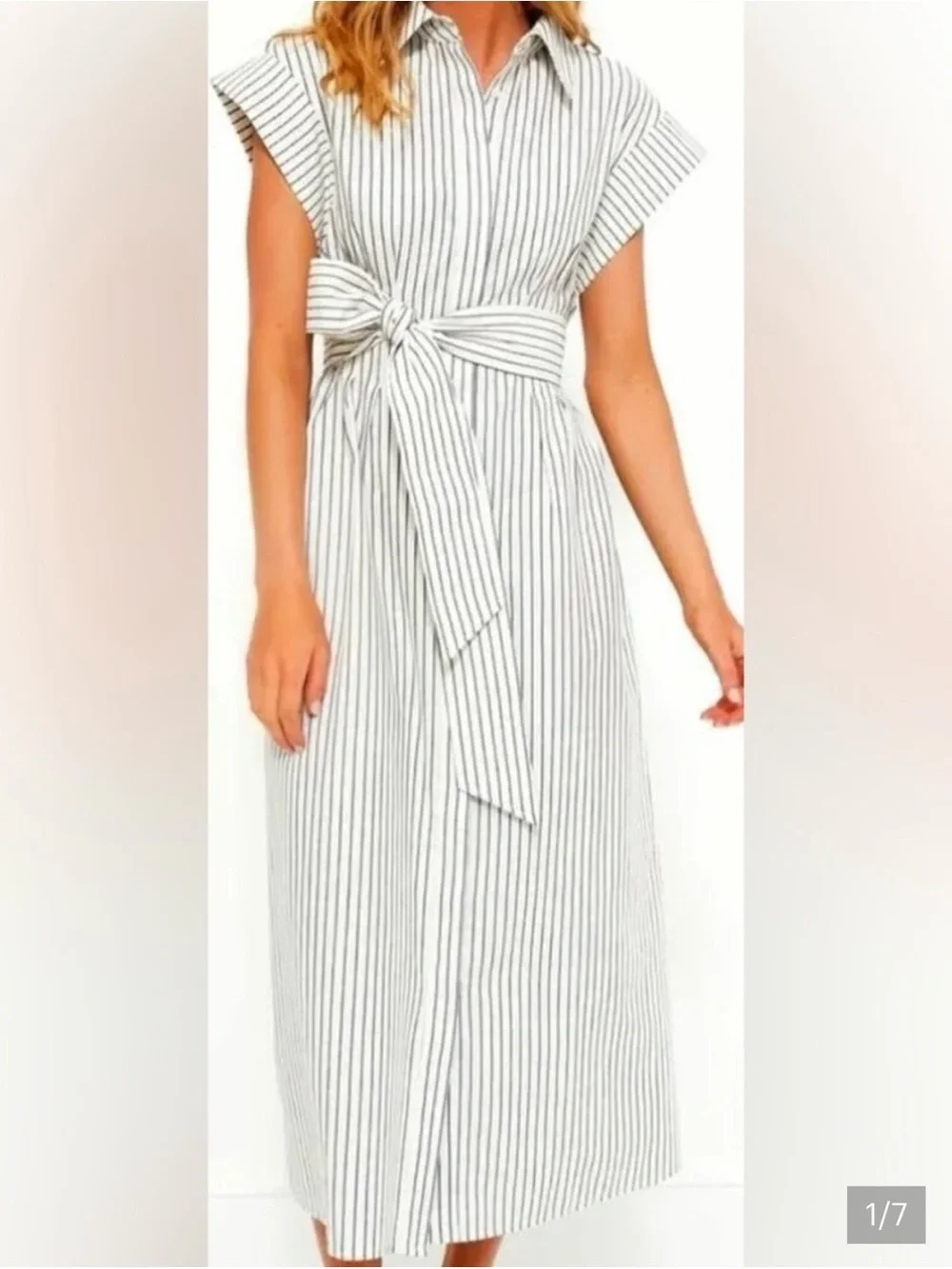 NWT Tuckernuck Linen Stripe
Callie Dress - Picture 1 of 3